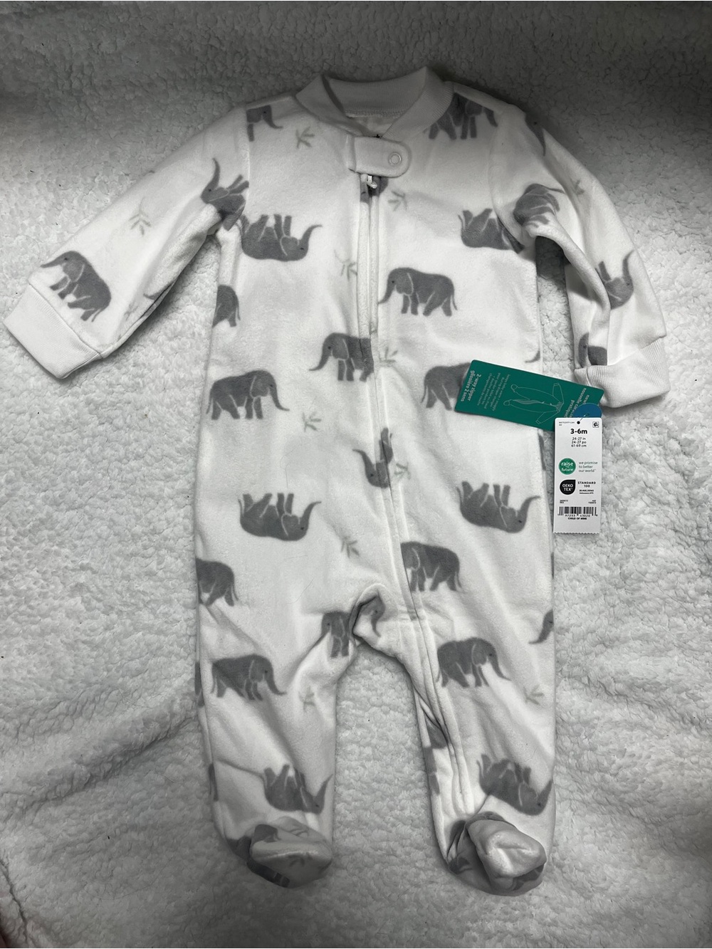 4/25$ Carter’s Baby Footed One-Piece Pajamas in Gray Elephant Print